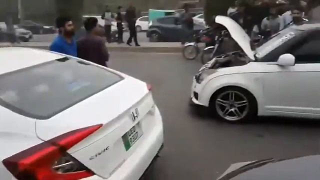 Suzuki swift catches fire ?