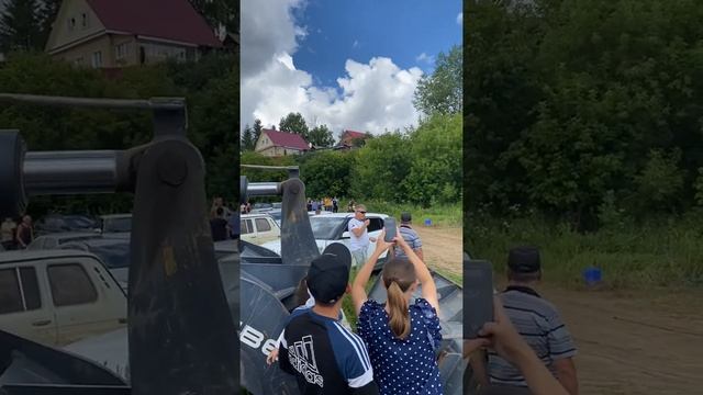 На снегоходе через р.Белая 26 июля 2020г.