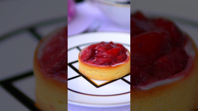 Вдохновляйтесь идеей роскошной сервировки стола✨