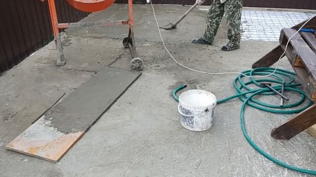 25-27.05.2019 - БЕТОННАЯ СТЯЖКА В ОГРАДЕ