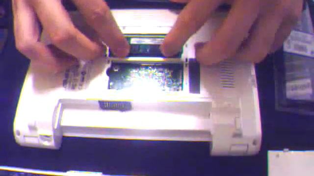 Cambiar la memoria RAM eeePC 4G