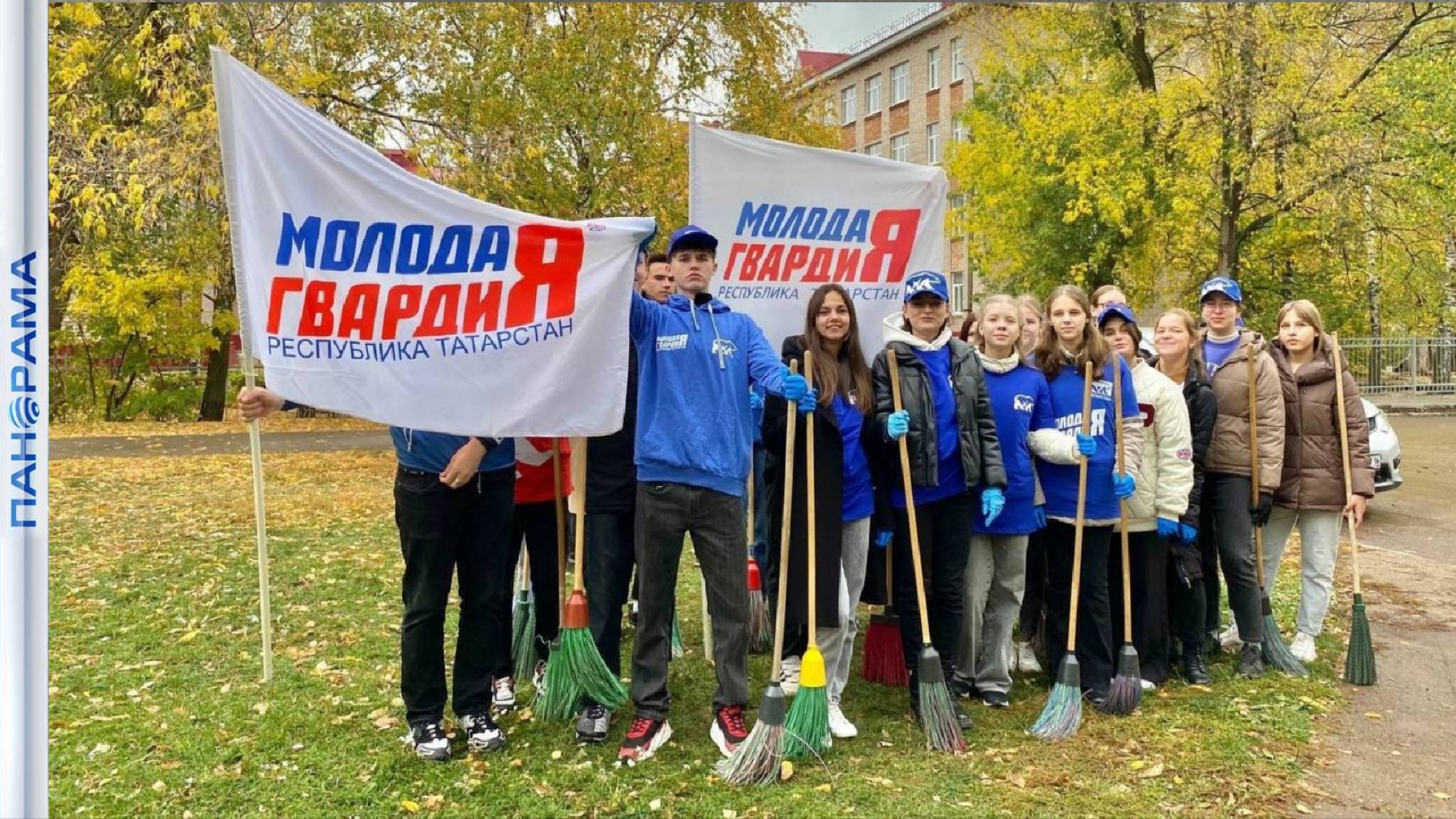 Активисты Молодой Гвардии Единой России наводят порядки в городских парках