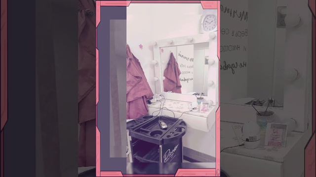 Добрый день, приглашаем в салон красоты Анжелика на стрижки, мужские, женские , бровки,т.89131700023