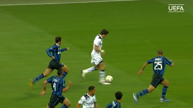 Top 10 counter attack goals - including Lionel Messi v Arsenal