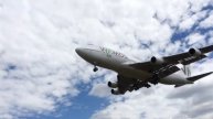 Самолет Boing-747 на “WAMOS AIR” каца на летище Варна