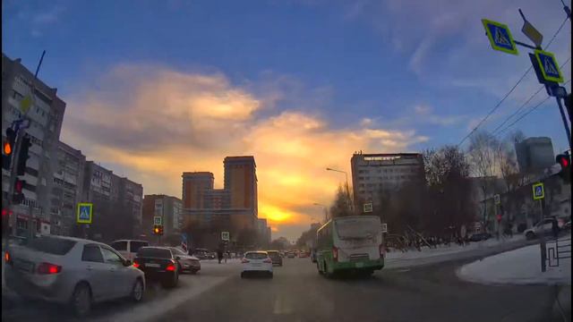 Ускоренное движение на автомобиле по Тюмени с Заречный проезд 4а