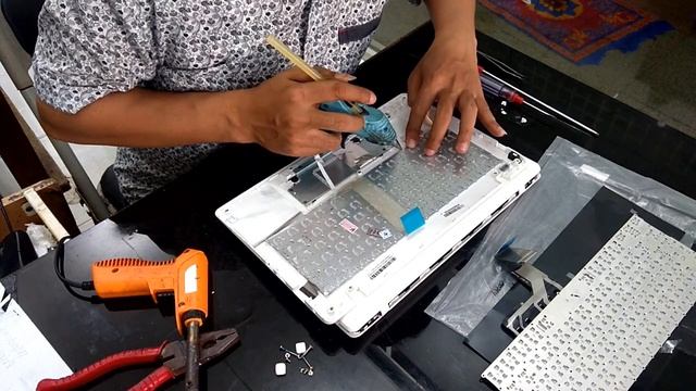 Cara Ganti Keyboard Tanam Laptop ASUS, Notebook Asus X200CA, X200MA