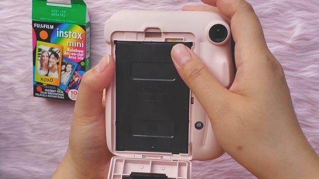 Fujifilm Instax Mini 11 | Unboxing And Quick Review