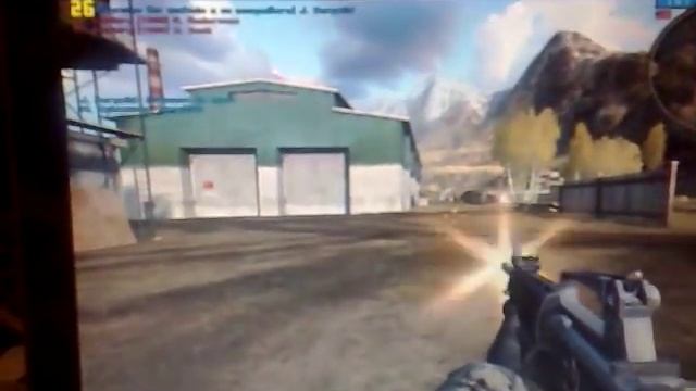 HP Pavillion dm1-4000ss E-450 - Battlefield 2 fps, high settings.