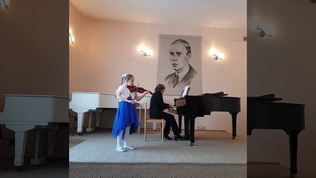 Мишакова Кристина, 4 класс. Н. Богословский «Грустный рассказ»