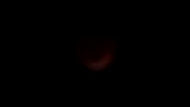 Жители Семея наблюдали красное Суперлуние