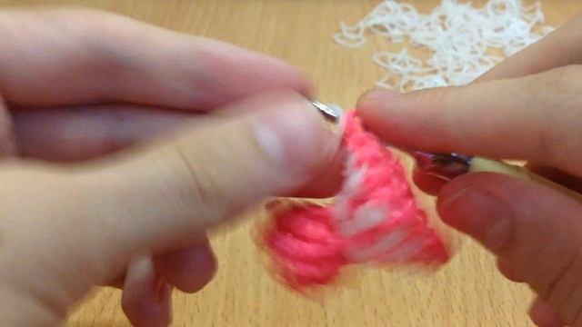 Конфета лумигуруми из резинок на крючке