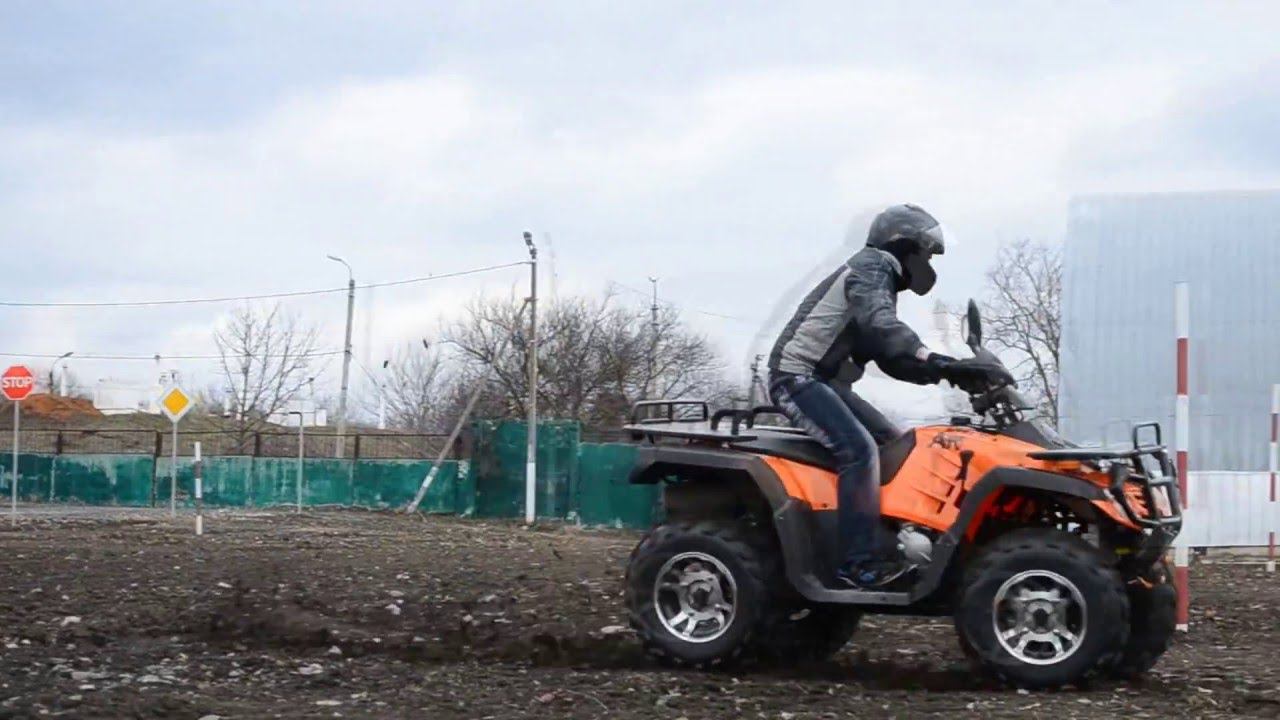 На трактородроме Белгородского ГАУ