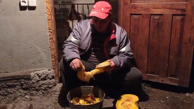Был В РАБСТВЕ Жил В ПОДВАЛЕ ,ЕЛ Ёжиков И УЛИТОК НЕ ЛЁГКАЯ СУДЬБА НИКОЛАЯ