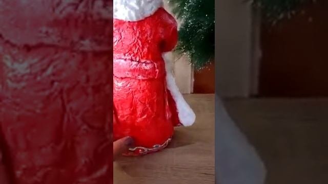Дед мороз под елку из ваты.