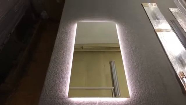 Зеркала с подсветкой контура в ванную комнату