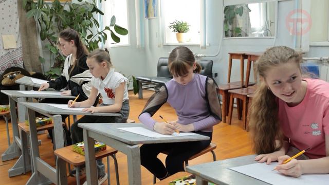 Дети участников СВО приняли участие в мастер-классе на базе художественной школы