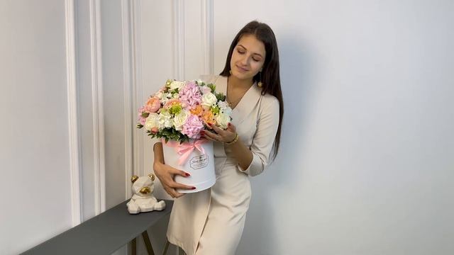 Купить букет в шляпной коробке #5 на FlowBeri ru