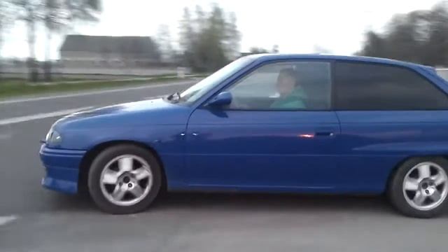 Opel Astra F 1.6 8v start - sasa -