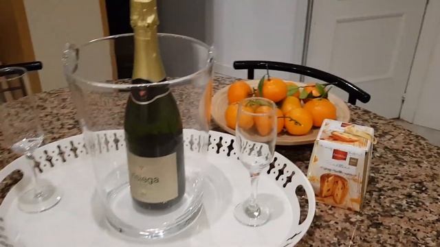Влог: Путешествие в Валенсию  Испания  / Лучший Отель " Оазис" .