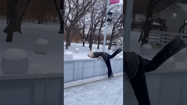 Она не умела тормозить⛸️