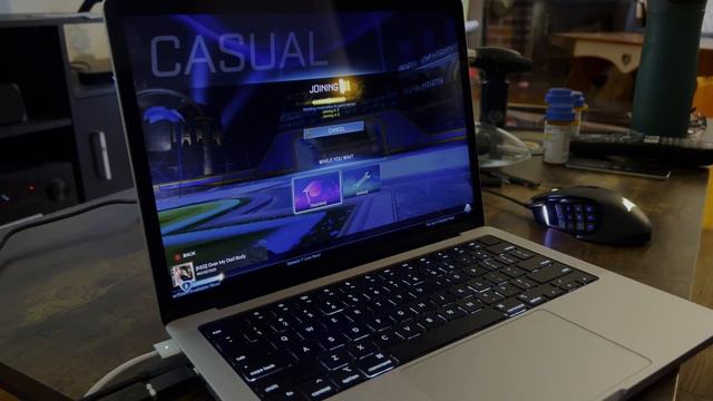 14" M1 Macbook Pro Base Model - Rocket League Parallels Demo