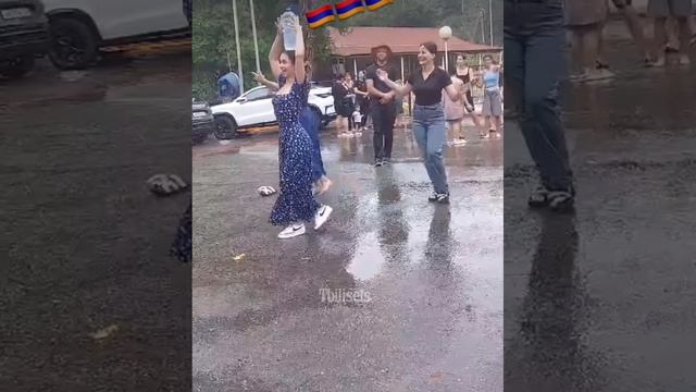 Классно зажгли девчонки 🇦🇲🔥