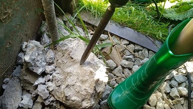 Долбим бетон! Учимся пользоваться перфоратором!!! Справится и ребенок :)