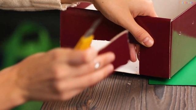 DIY настольный футбол  Как сделать мини-футбол своими руками  Мастер-класс для детей