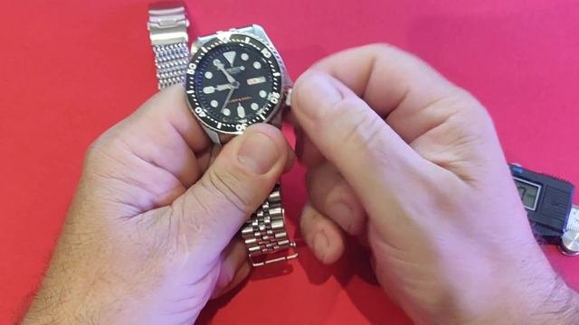 Seiko SKX Vs Vostok Amfibia Reef