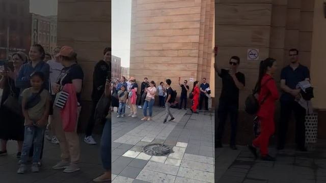 Концерт на Семёновской. Опять эти белые розы.