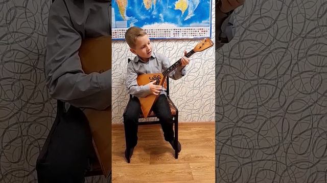 кузнечик #балалайка #учусьиграть #музыка