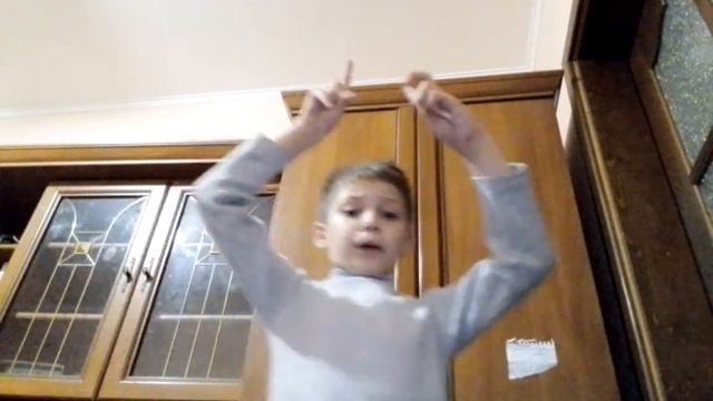 Взянь Цифру Спиной Угадай Цифру Нарисуй На Доске Челендж!