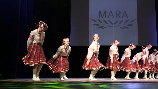 Белорусский танец- 20.11.2021г. 0234 #upskirt#белорусский #танец