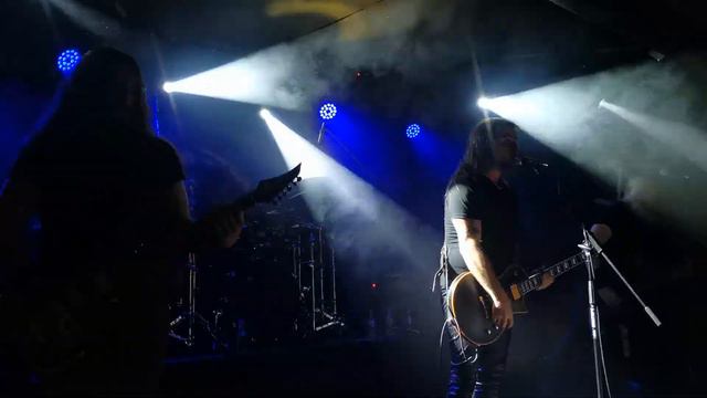 Sakis Tolis - Cine iubeşte şi lasă live in Sofia