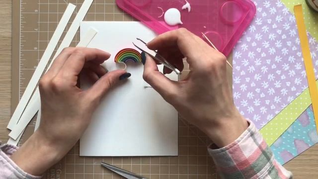 QllArt | Drawing a rainbow in quilling technique | Квиллинг радуга | Радужная открытка