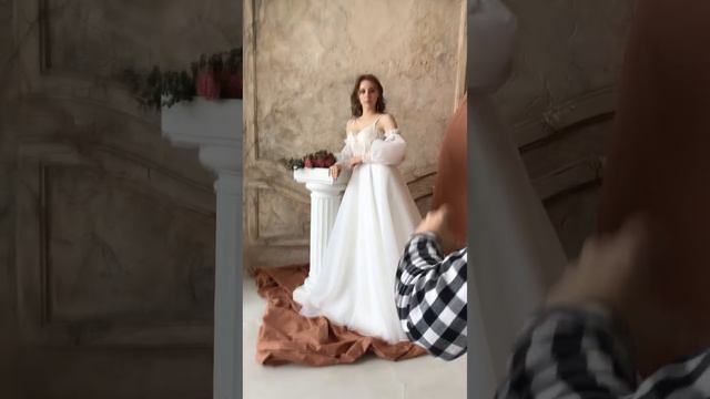 Трендовое свадебное платье 2022