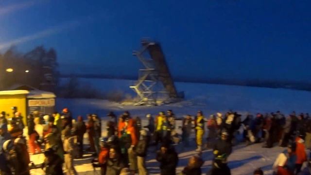 Очередь на красном озере в коробицыно в воскресение