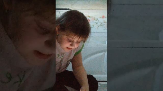 Мы с моей сестрой отвечаем на ваши вопросы