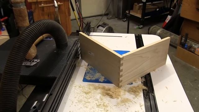 Ready2Rout Router Table Fence Review | NewWoodworker