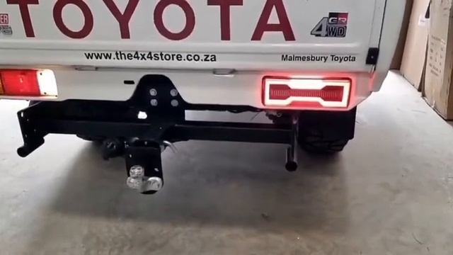Toyota Land Cruiser FJ75 Tail Lamp