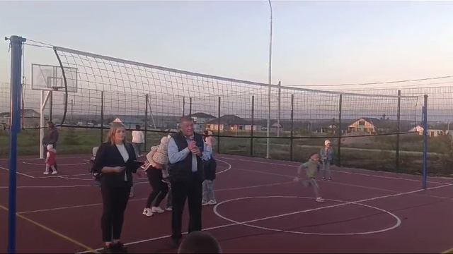 В микрорайоне «Западный» открылась новая спортивная площадка