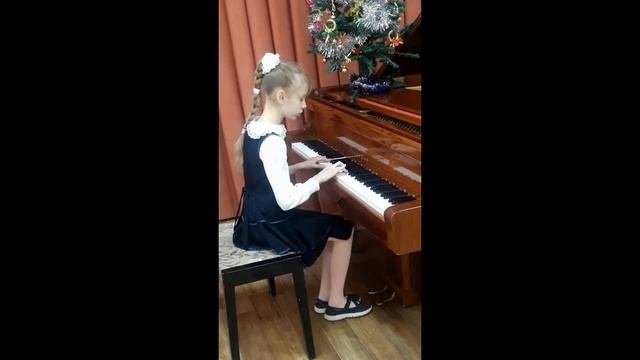 Новогодний концерт музыкально-хоровой студии Центра детского творчества Автозаводского района