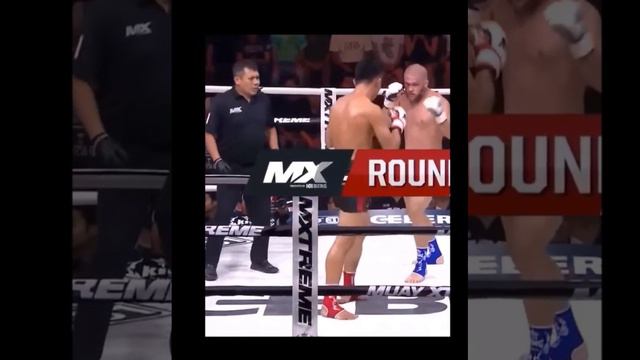Не говори гоп... Тайский чемпион праздновал победу раньше, чем...)))