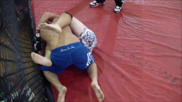 Hardrock MMA 74 Fight 3 Logan Hedden vs Lewis Whitt 205 Ammy