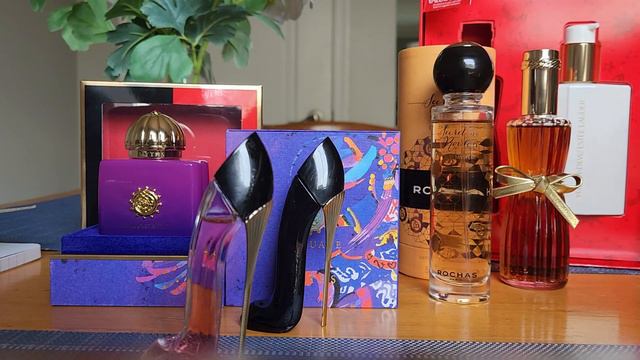 Perfume First Impressions 2 : Estee Lauder, Amouage, Rochas, Carolina Herrera, Scentbird