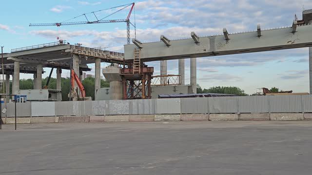 Строительство платной Южно-Лыткаринской автодороги рядом с М4 "Дон" (май 2024)