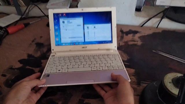 Dijual Acer Aspire One Model Pav70 HDD 320Gb RAM 2 GB LCD, Keyboard, Baterai Normal