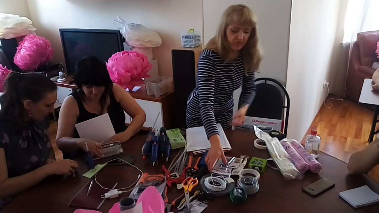 Немного кухни из бизнеса декора.