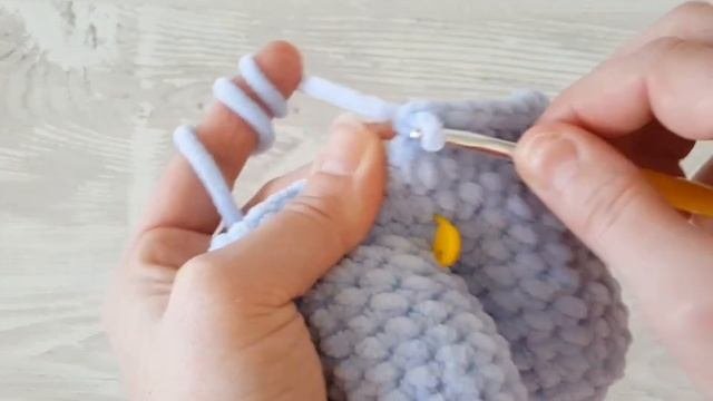 SIMPLE Crochet Teddy Bear Tutorial Part 1 / Beginner Friendly